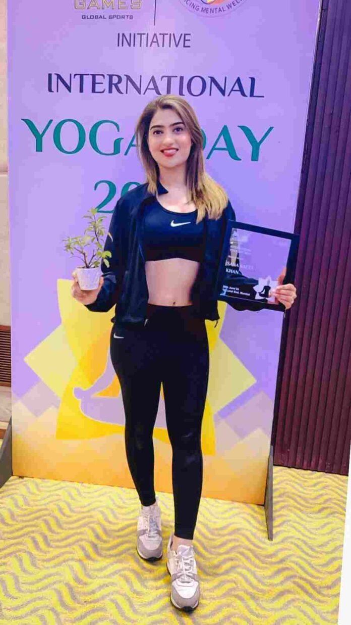 Sana Raees Khan wins 'Fitness Icon Of The Year' award